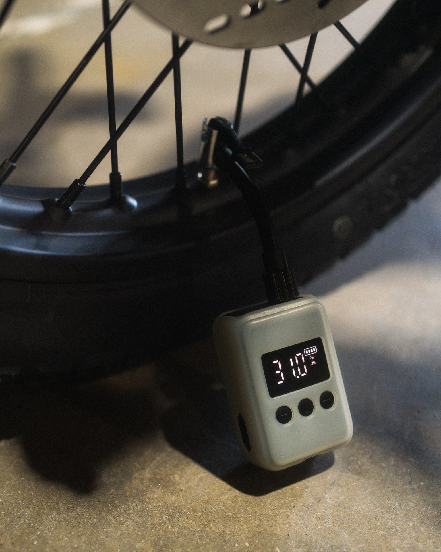 Portable Tire Air Pump