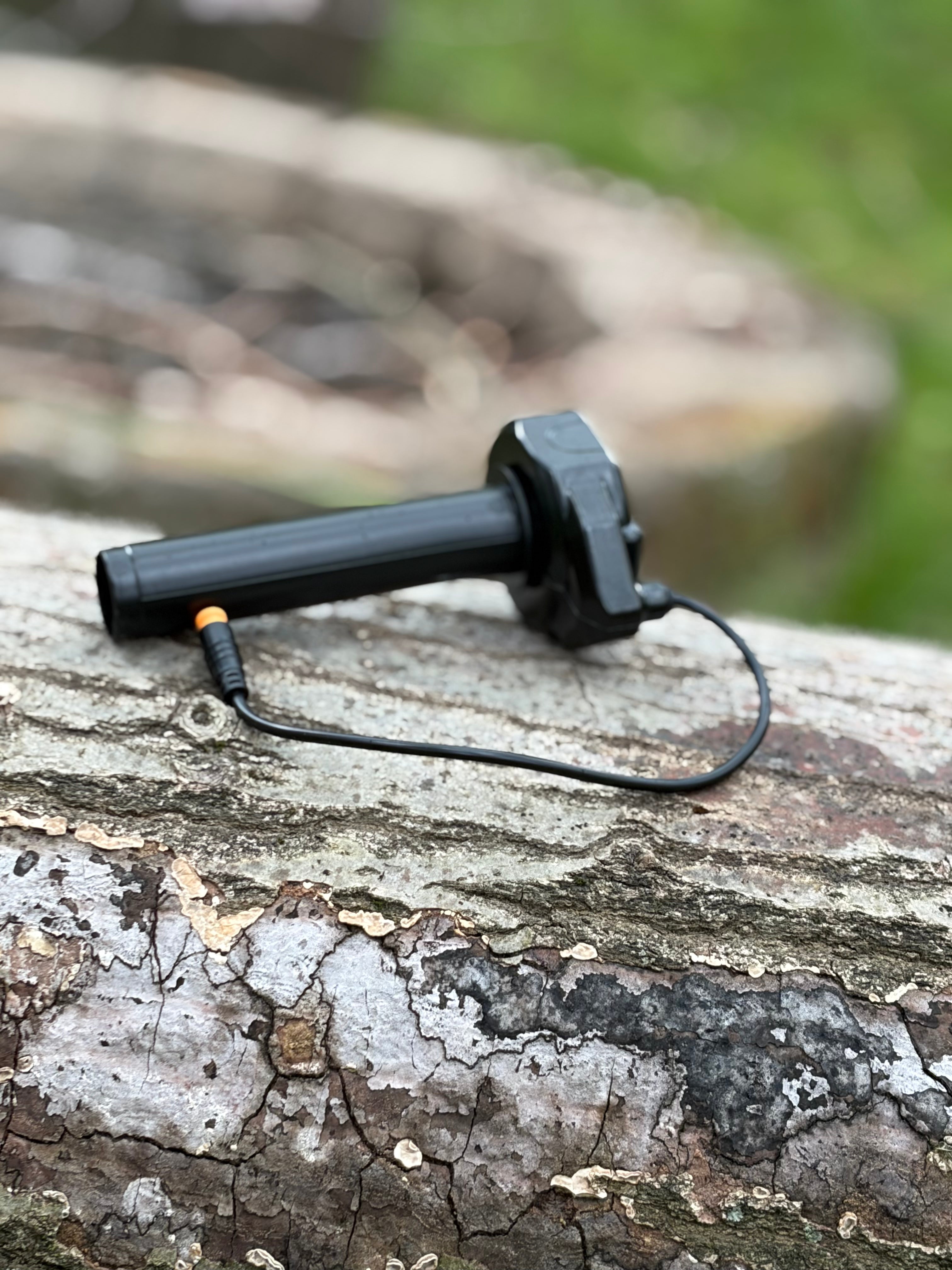 Surron Throttle For Ebikes (3 Pin male)